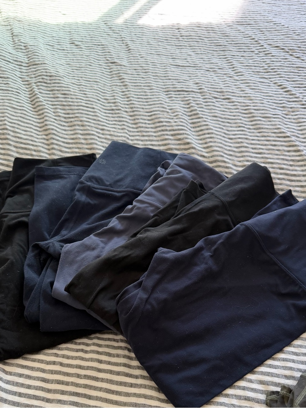 Athleta Women's Navy and Black Leggings Bundle